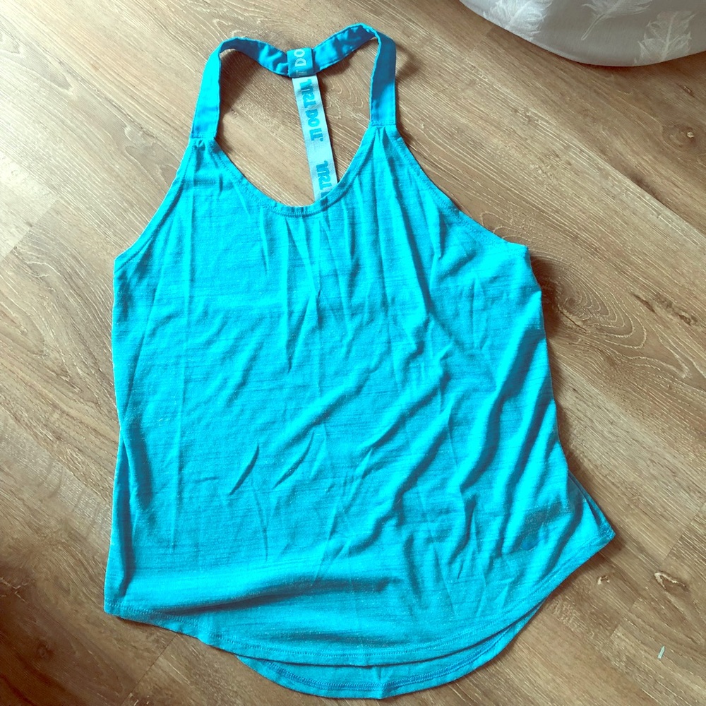 Workout tank top
